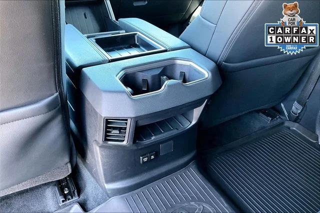 Used 2025  Toyota Limited image 33