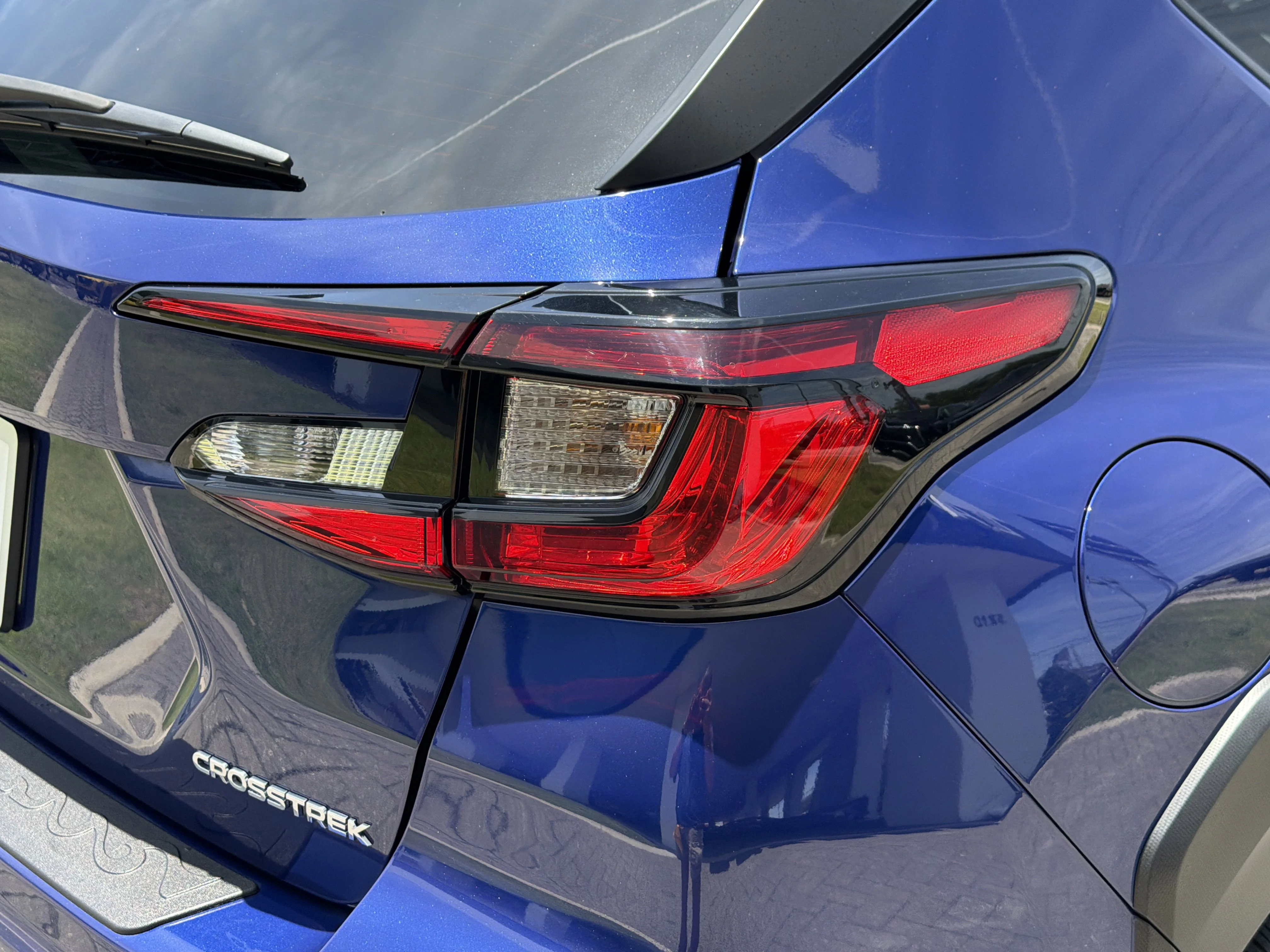 Certified Used 2025 Sapphire Blue Pearl Subaru Limited image 9