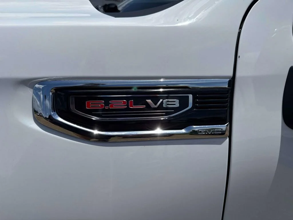 2026 GMC Sierra 1500 SLT - Photo 6