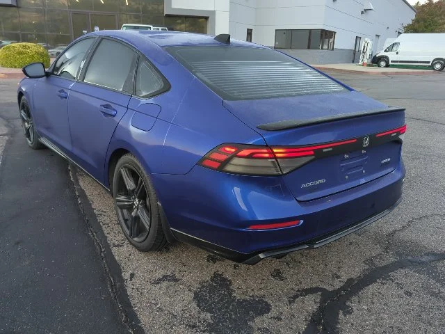 Used 2024  Honda Sport-L image 4