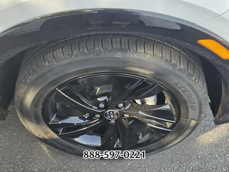 Used 2026 Summit White BUICK SPORT TOURING image 11