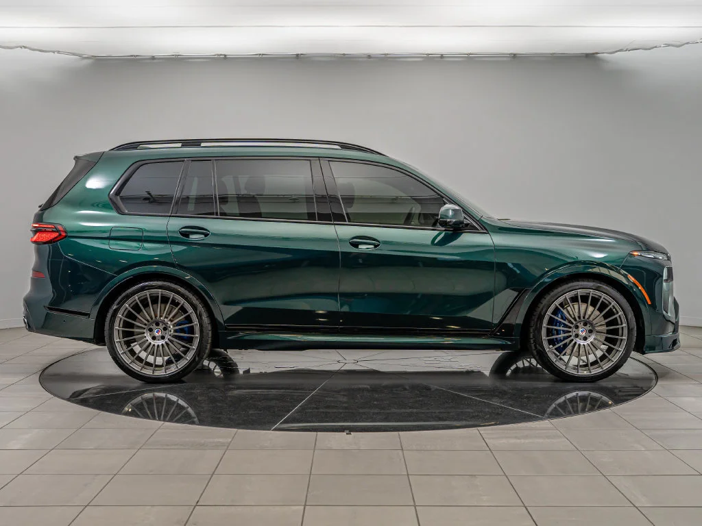 Used 2026 Alpina Green Metallic BMW ALPINA XB7 image 11