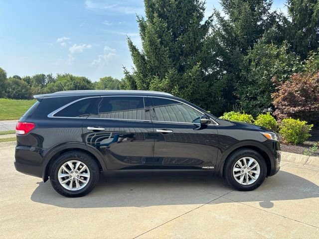Used 2018 Black Kia LX image 5