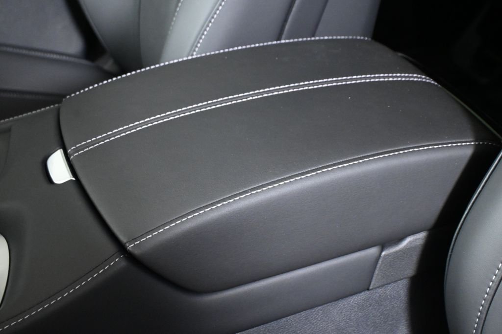New 2027 GRAPHITE SHADOW INFINITI Luxe AWD image 26