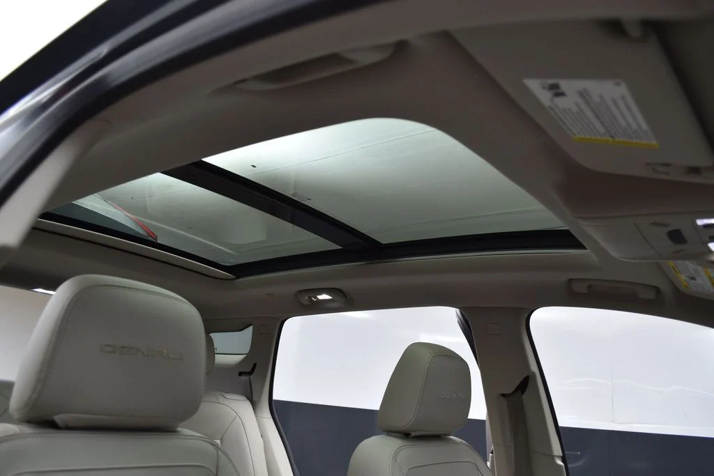 Used 2020 Gray GMC Denali image 29