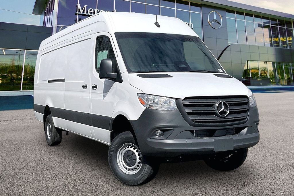 2026 Mercedes-Benz Sprinter 2500 170 Ext WB HO High Roof AWD's photo