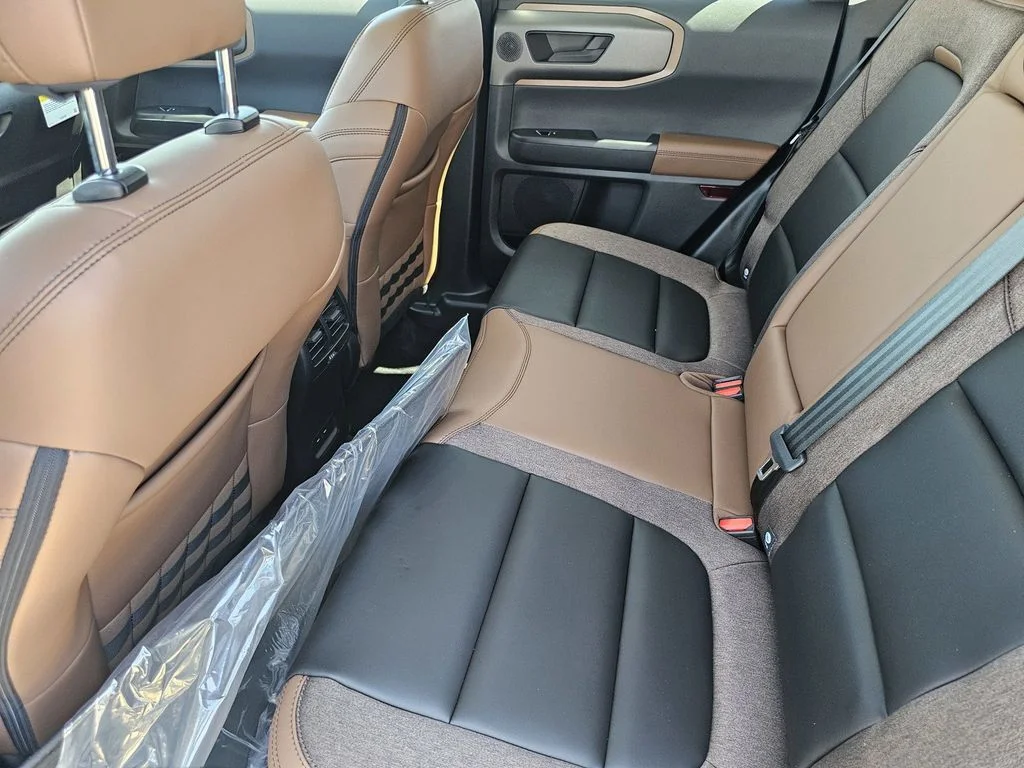 New 2026 Azure Gray Metallic Tri-Coat Ford Outer Banks® image 19