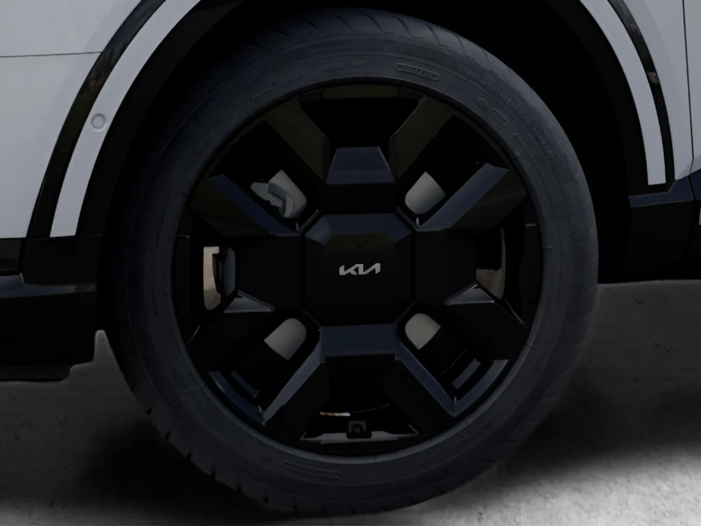 New 2027 White Kia SX Prestige image 10