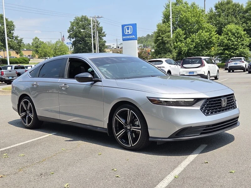 Used 2023 Lunar Silver Metallic Honda SPORT image 5