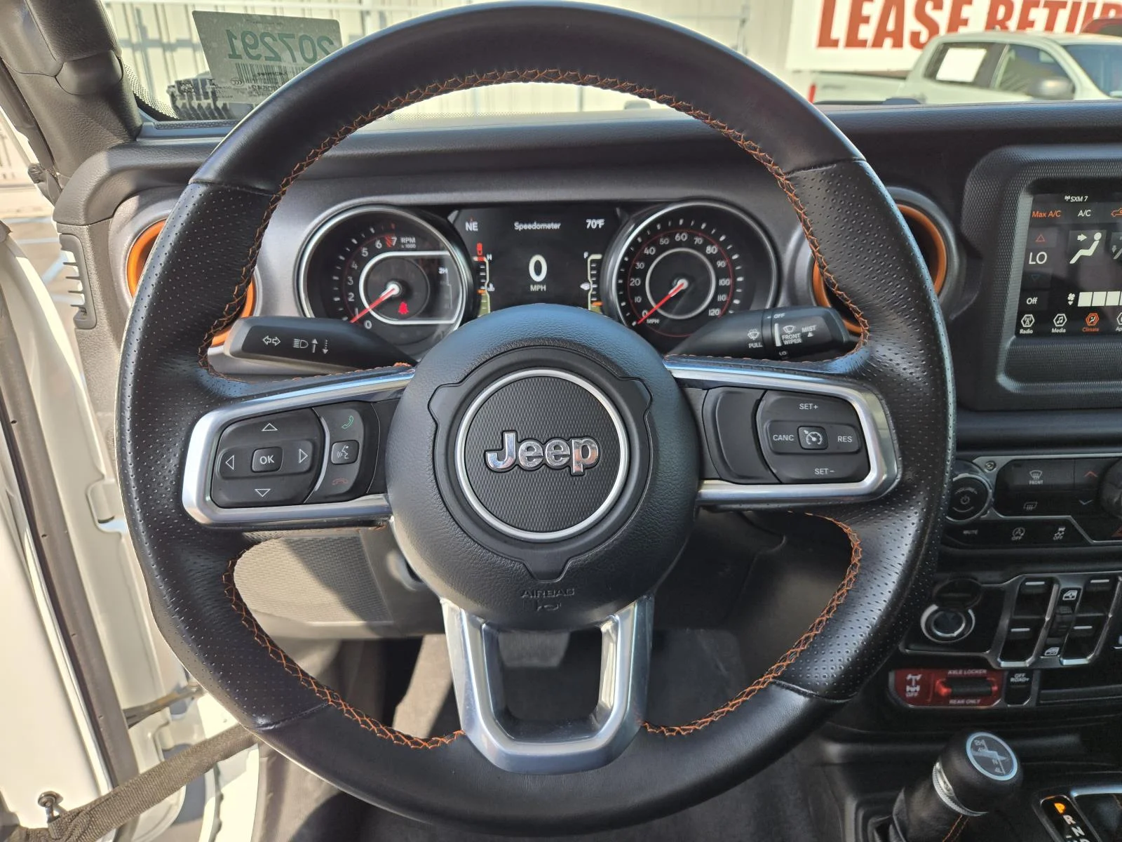 2021 Jeep Gladiator Mojave - Photo 17