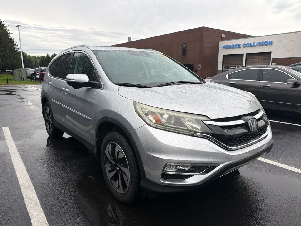 Used 2015 Alabaster Silver Metallic Honda Touring image 4