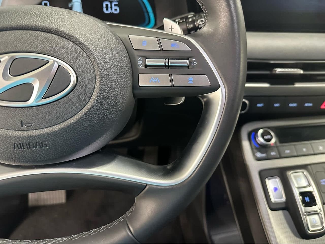 New 2025 Hyper White Hyundai XRT AWD image 24