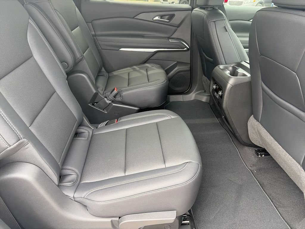 2026 Chevrolet Traverse LT - Photo 15