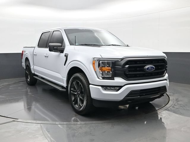 Used 2021 White Ford XLT image 3