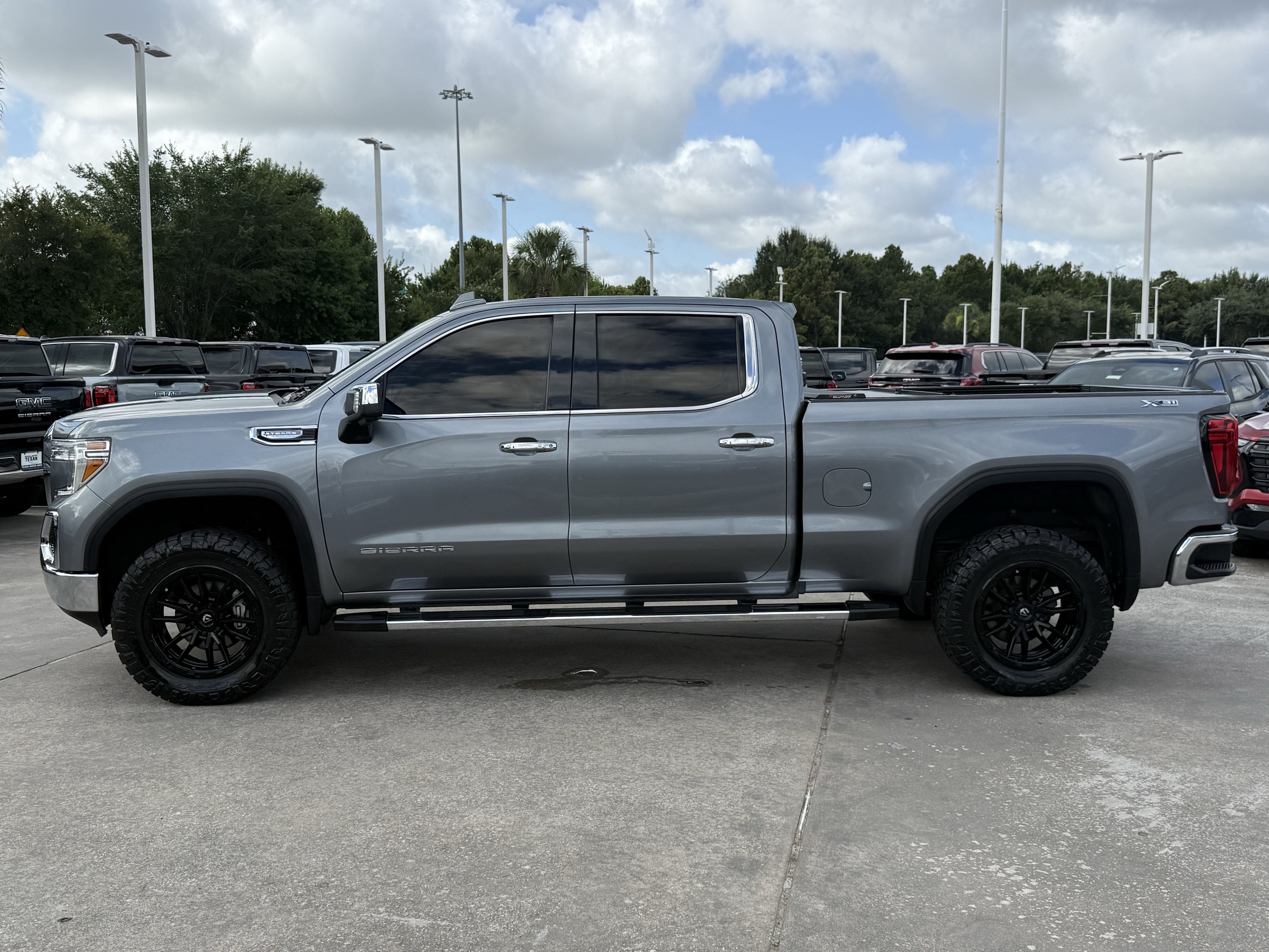 Used 2021 Satin Steel Metallic GMC SLT image 7