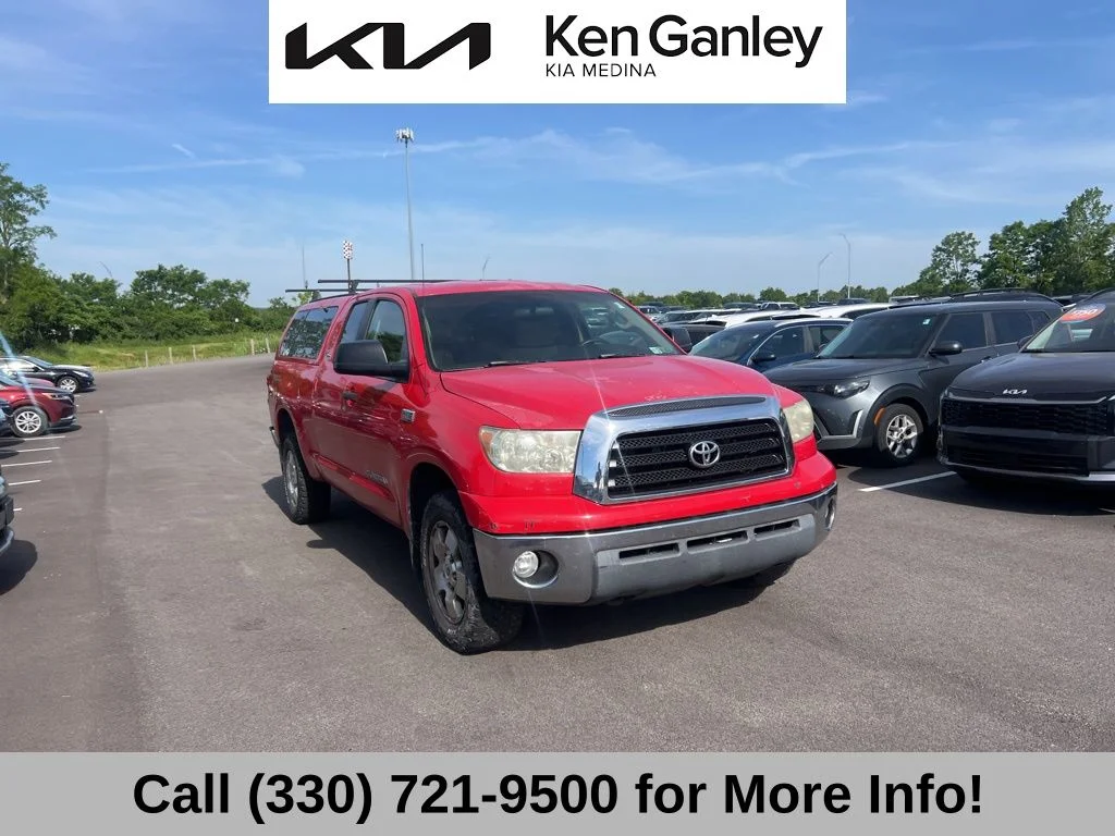 Used 2007 Red Toyota SR5 image 3