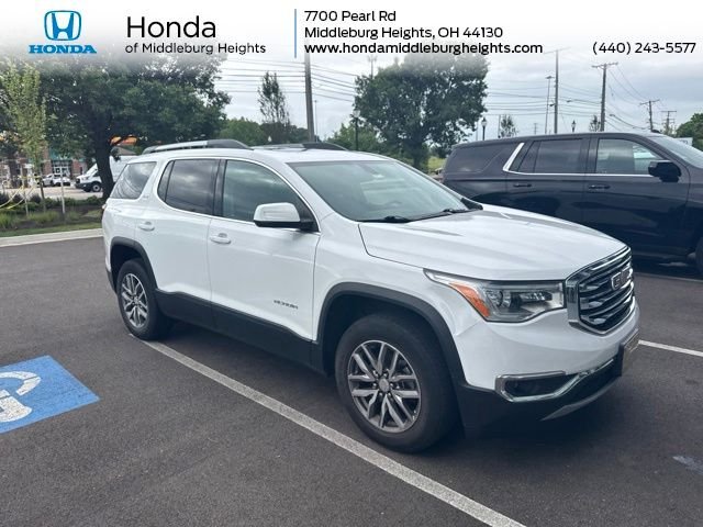 Used 2019 Summit White GMC SLE-2 image 1