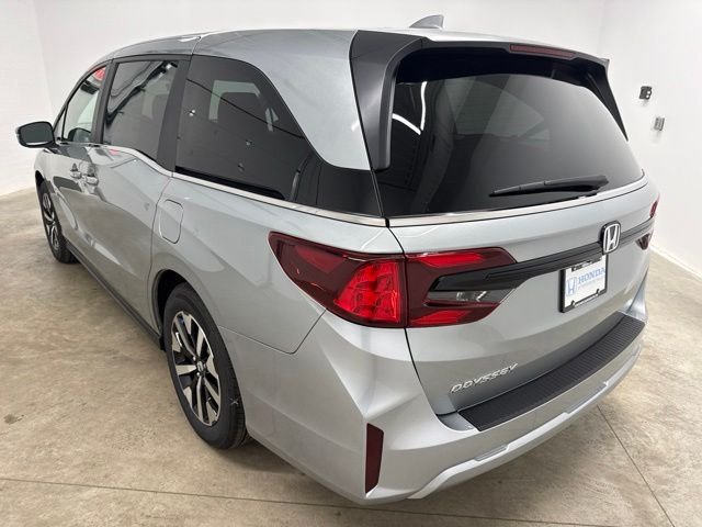 New 2026 Solar Silver Metallic Honda EX-L image 7