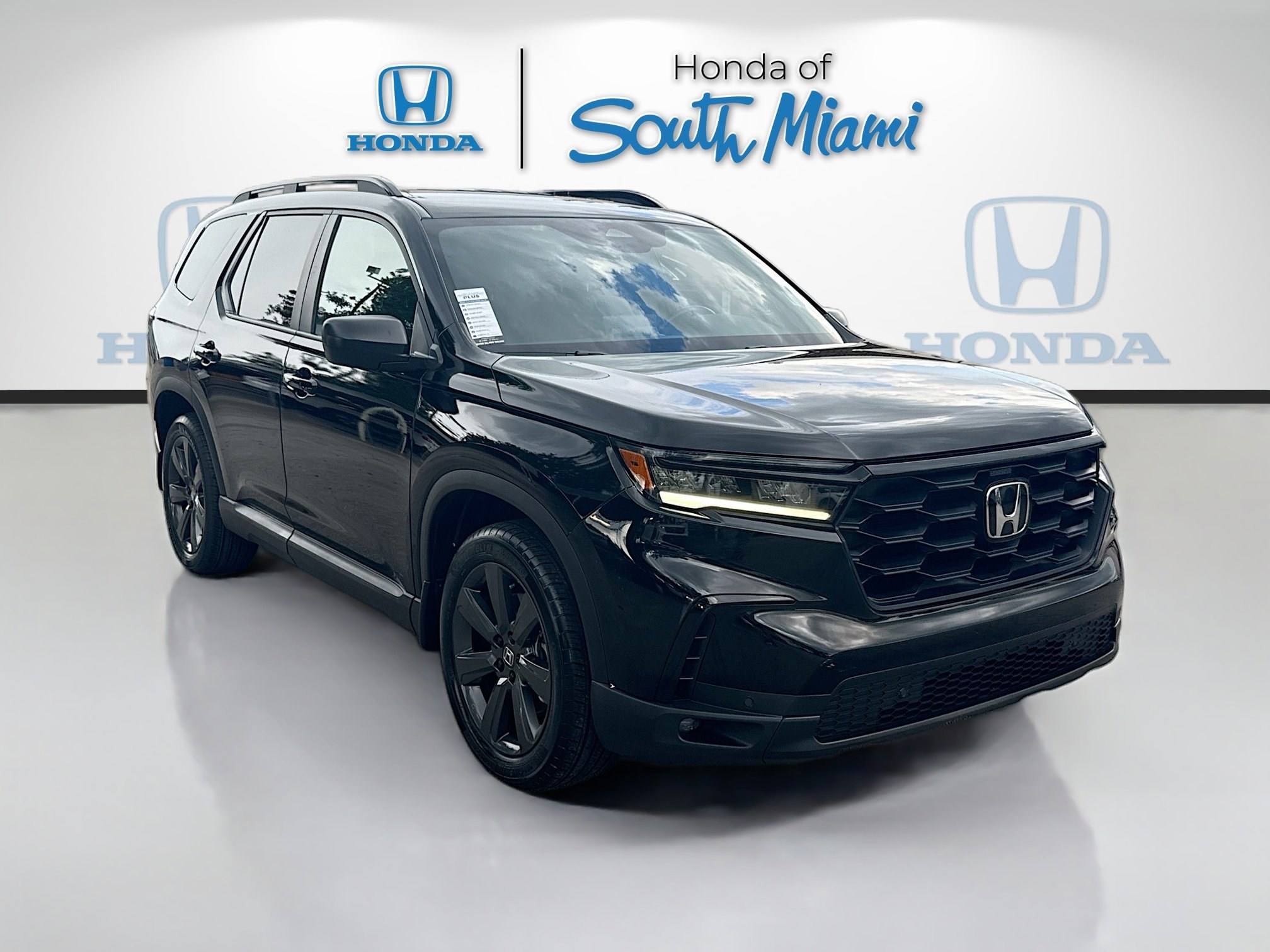 2025 Honda Pilot Sport AWD's photo
