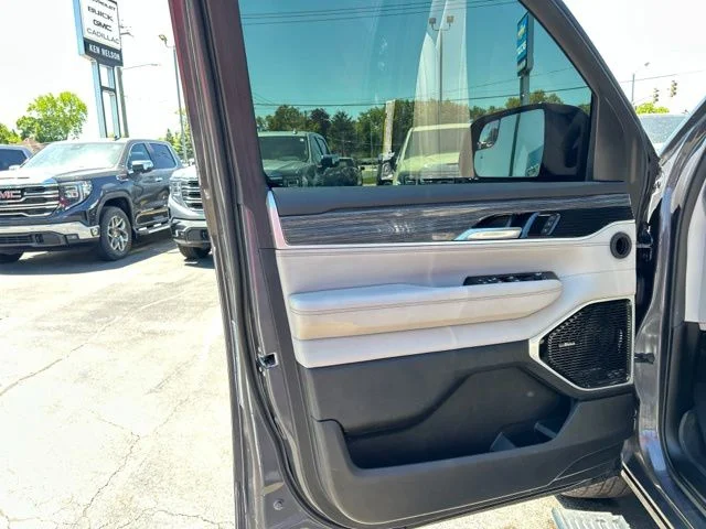 Used 2022 Gray Jeep Series III image 30