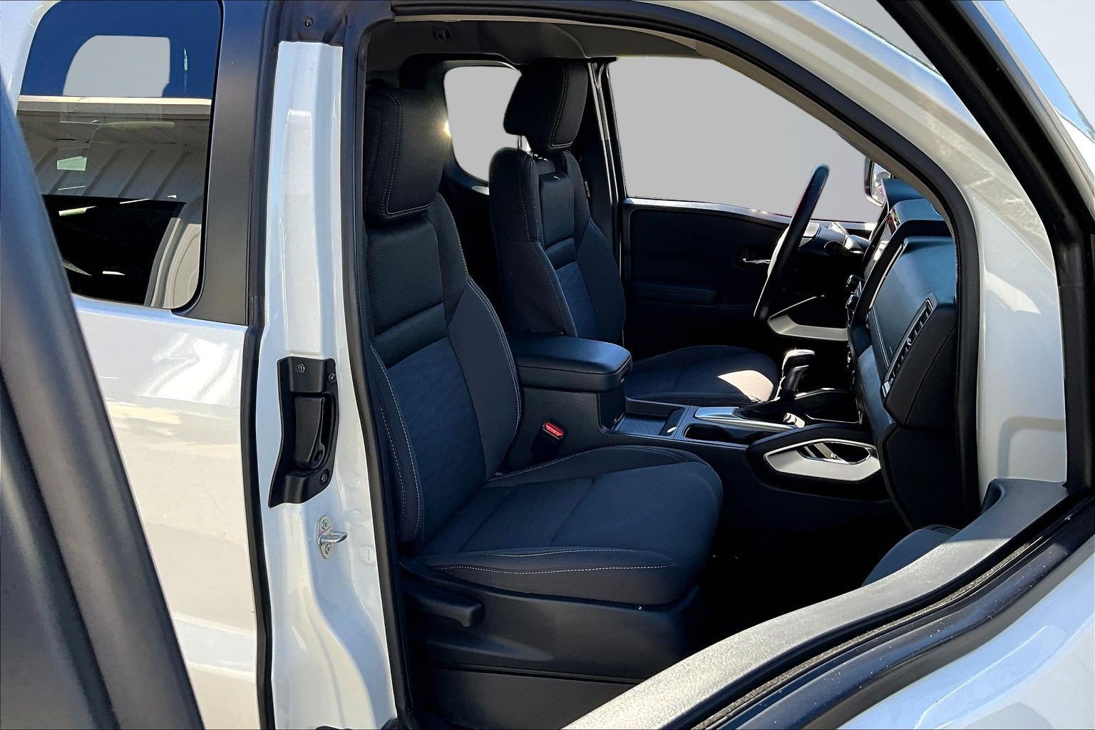 Used 2024 White Nissan SV image 26
