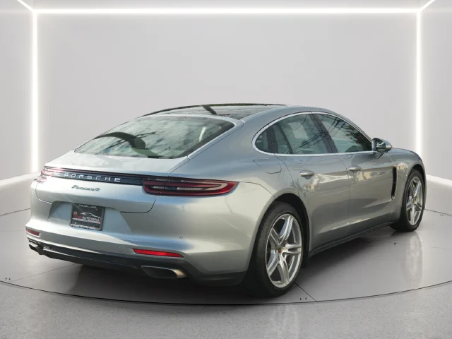 Used 2020 Silver Porsche 4 image 5