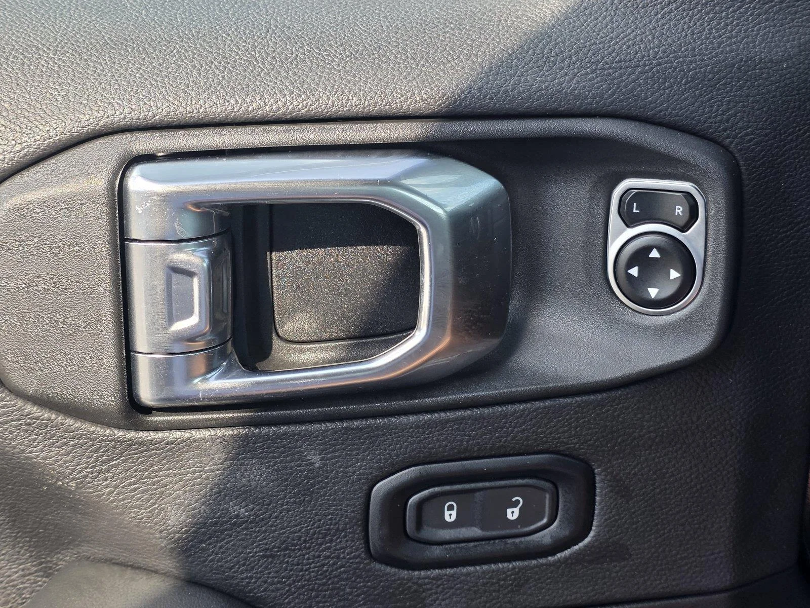 Used 2026 Black Clearcoat Jeep Rubicon image 26