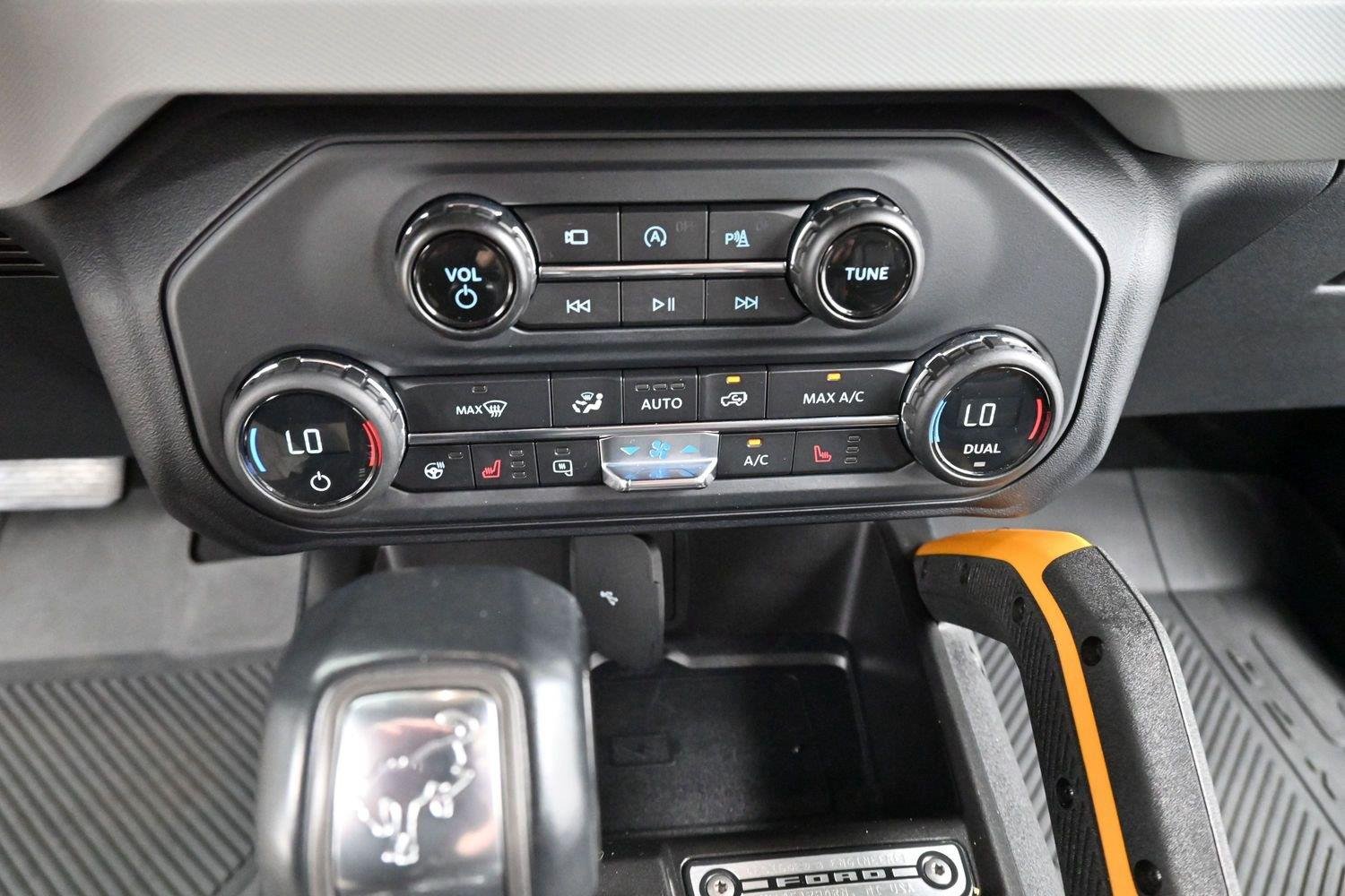 Used 2021 Shadow Black Ford Badlands image 26