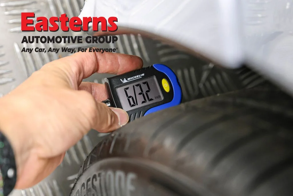 Used 2023 Gray Nissan 2.0 SR image 28