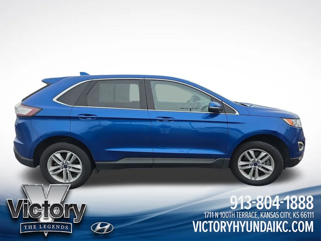 Used 2018 Blue Ford SEL image 6