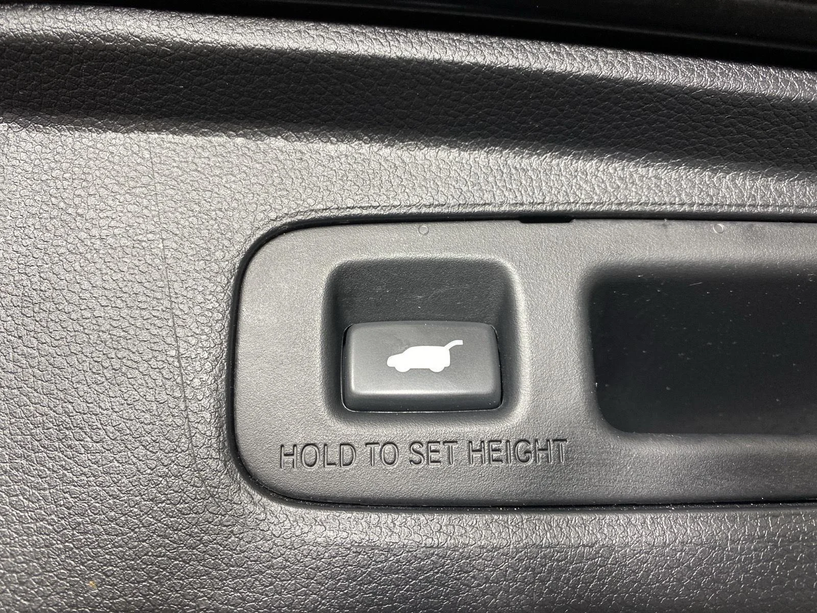 Used 2024  Honda EX-L image 27