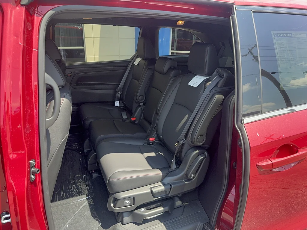 New 2026 Radiant Red Metallic II Honda Sport-L image 11