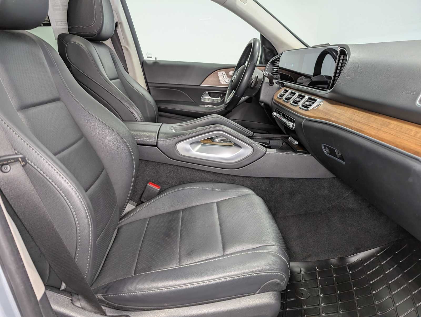 Used 2023 Cirrus Silver Metallic Mercedes-Benz GLE 450 image 39