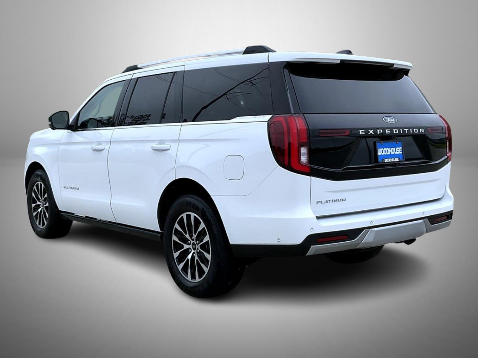 Used 2025 White Ford Platinum image 7