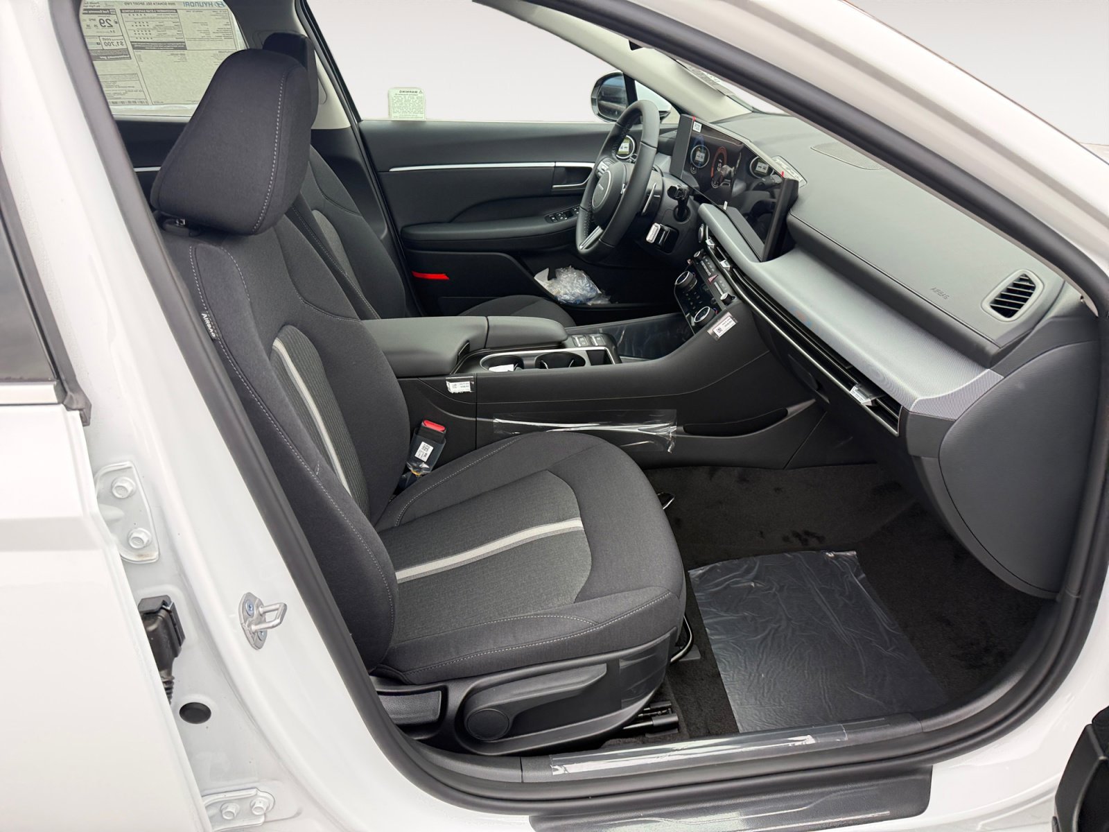 2026 Hyundai Sonata SEL - Photo 19