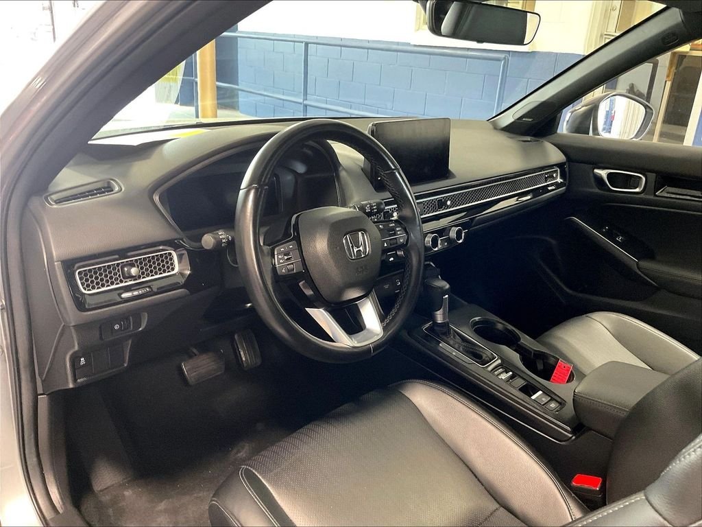 Used 2025 Silver Honda Sport Touring image 8