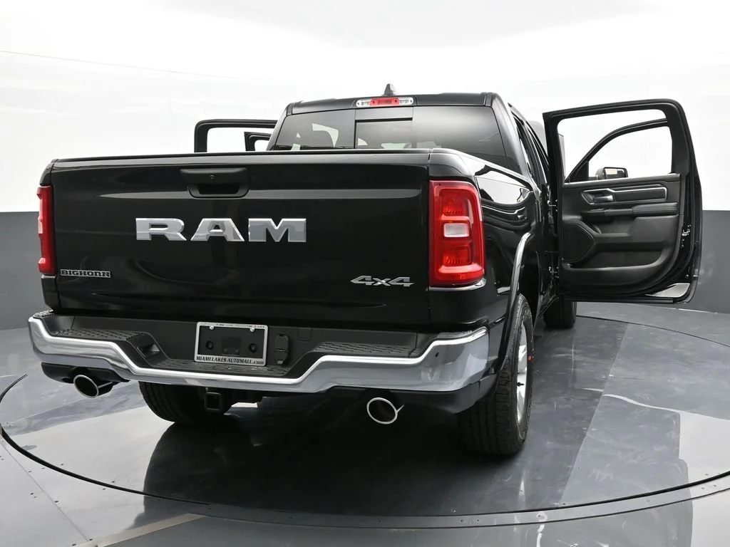 Used 2025 Diamond Black Crystal Pearlcoat Ram Big Horn/Lone Star image 64