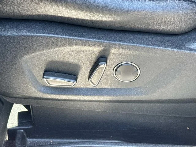 Used 2016 Blue Ford Titanium image 26