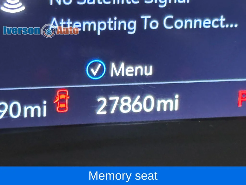 Used 2023 White Buick Avenir image 20