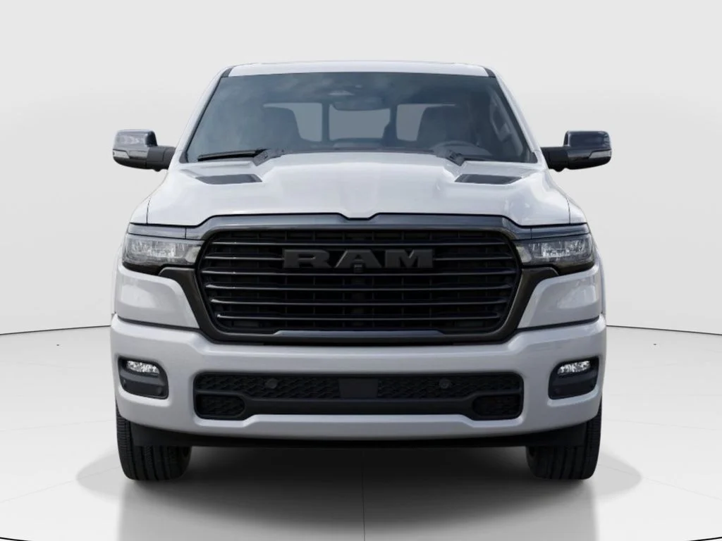 New 2026 Ivory White Tri-Coat Pearl-Coat Exterior Paint RAM Laramie image 7