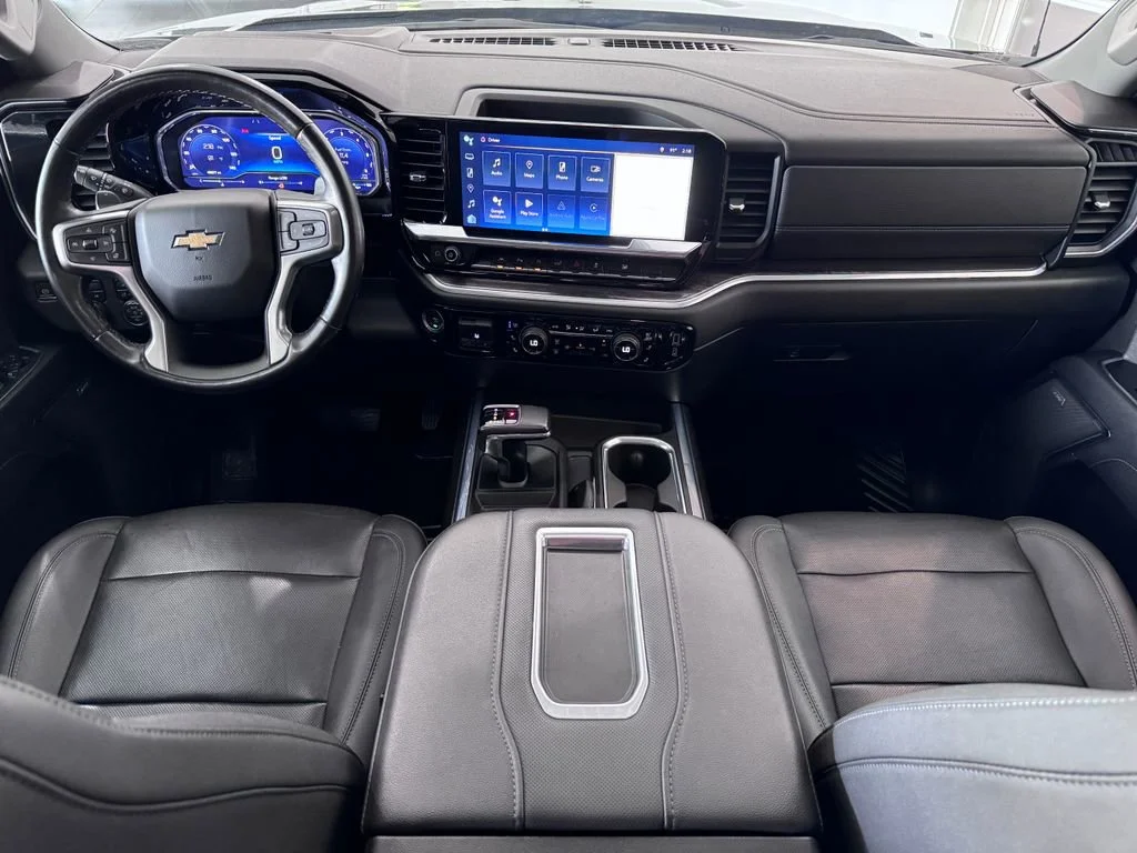 2022 Chevrolet Silverado 1500 LTZ - Photo 13
