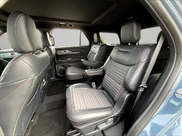 New 2027 Vapor Blue Metallic Ford ST-Line image 75
