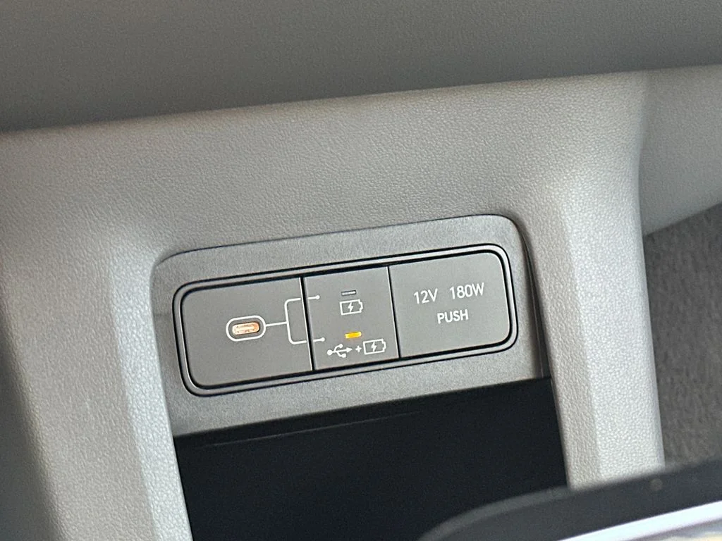 New 2025 Cyber Gray Hyundai SE image 26