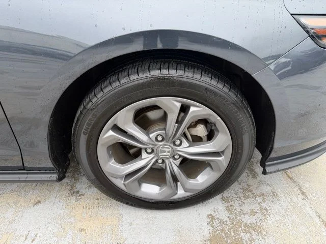 Used 2024 Gray Honda EX image 9