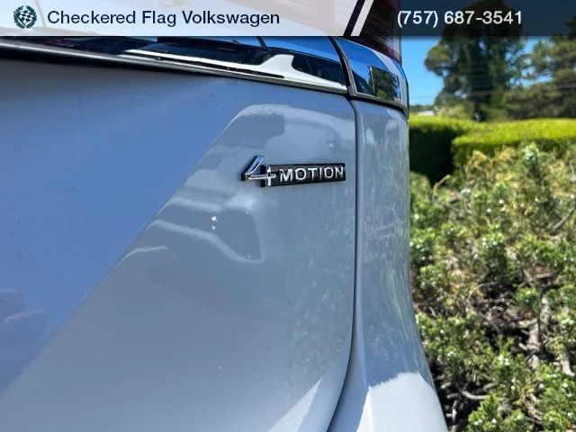 New 2026 White Volkswagen 2.0T SE w/Technology image 10
