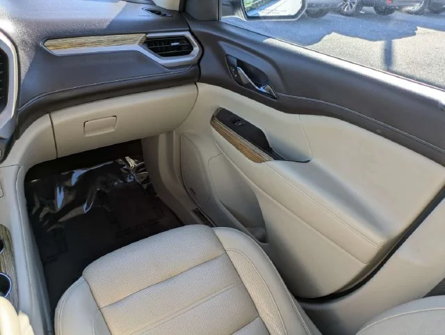 Certified Used 2019 Summit White GMC Denali image 17