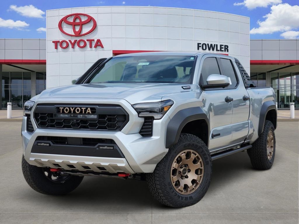2026 Toyota Tacoma i-FORCE MAX Tacoma Trailhunter