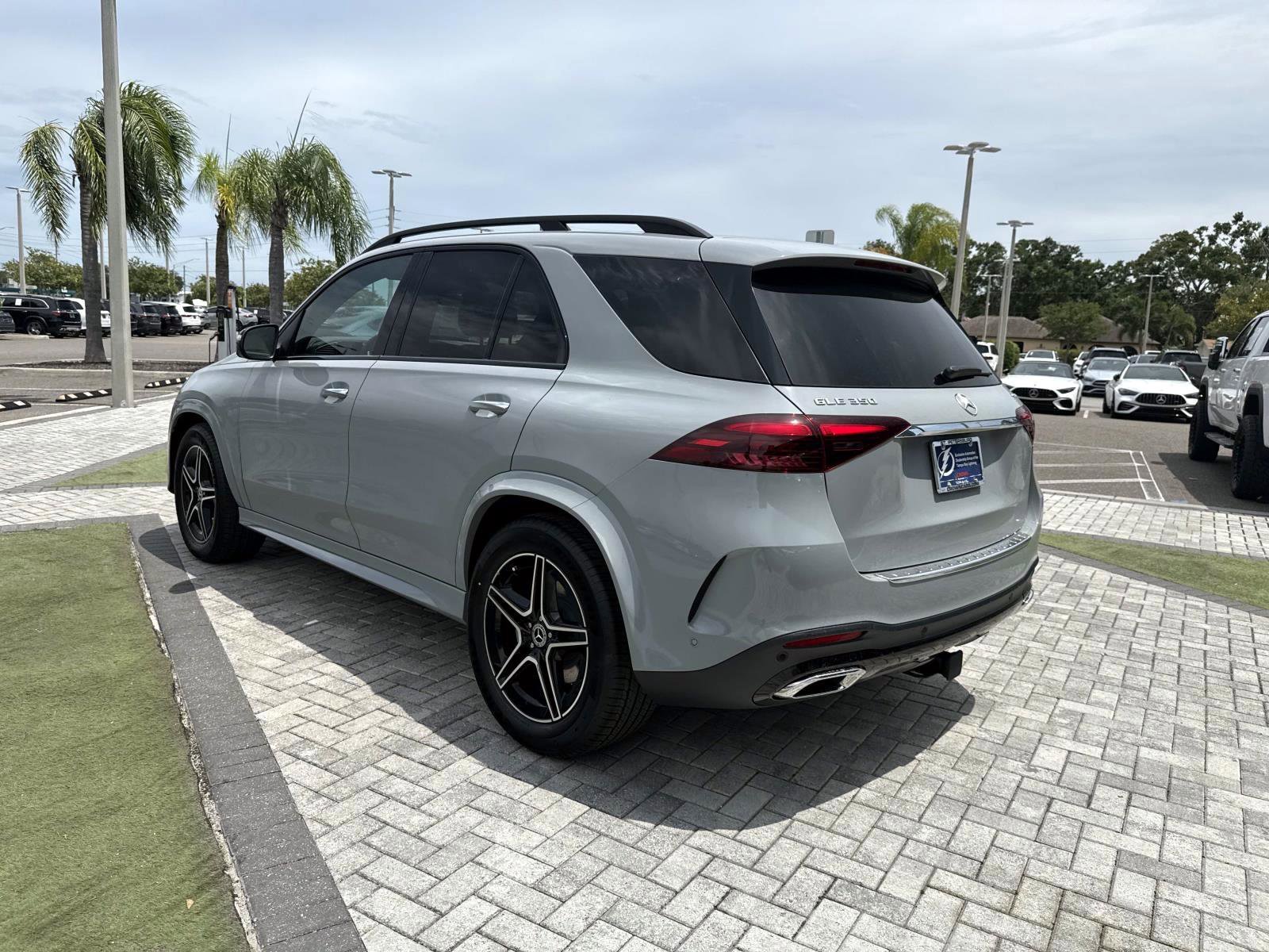 New 2026 Alpine Mercedes-Benz 350 4MATIC® SUV image 4