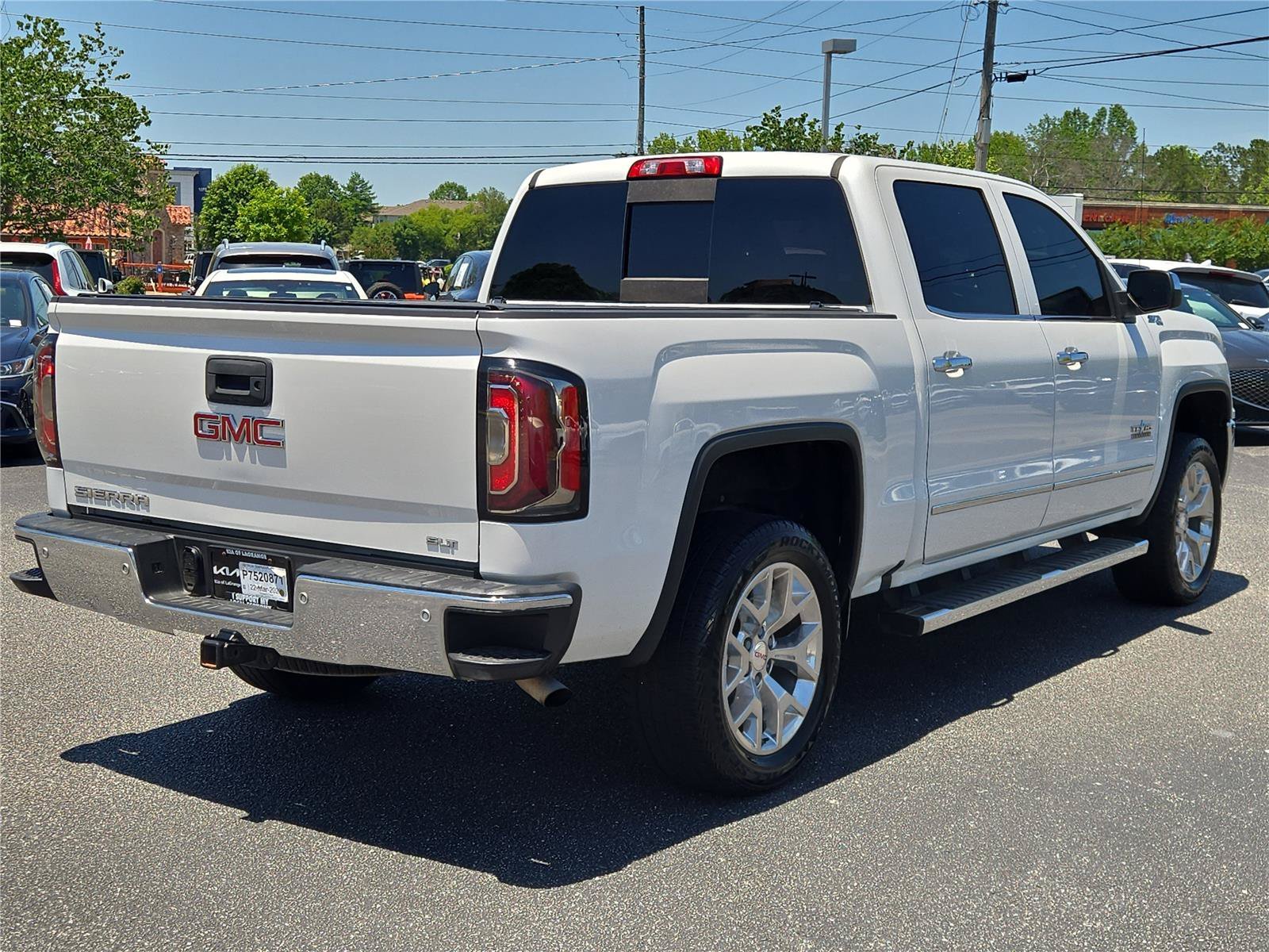 Used 2018 White GMC SLT image 6