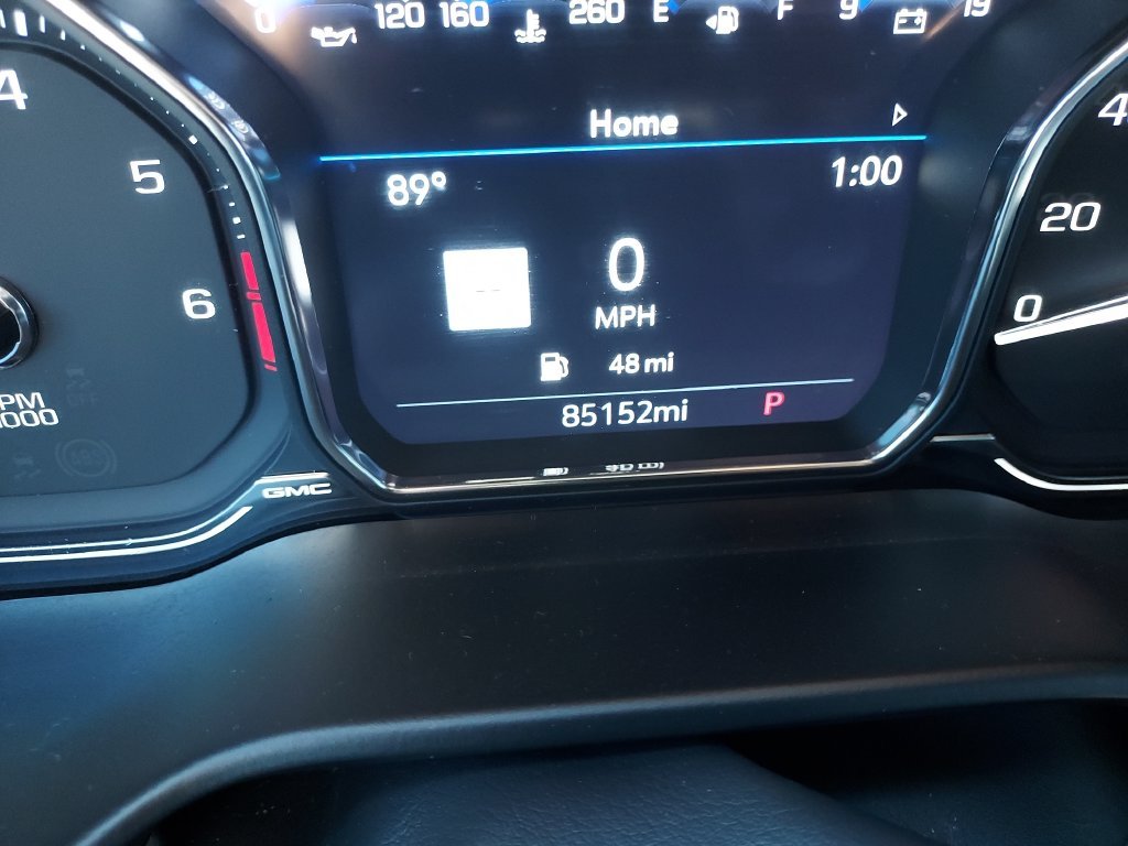 Used 2021 White GMC Denali image 19
